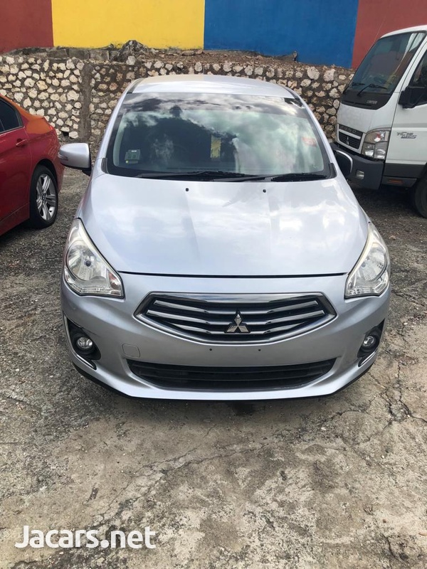 Mitsubishi Attrage 1,5L 2015