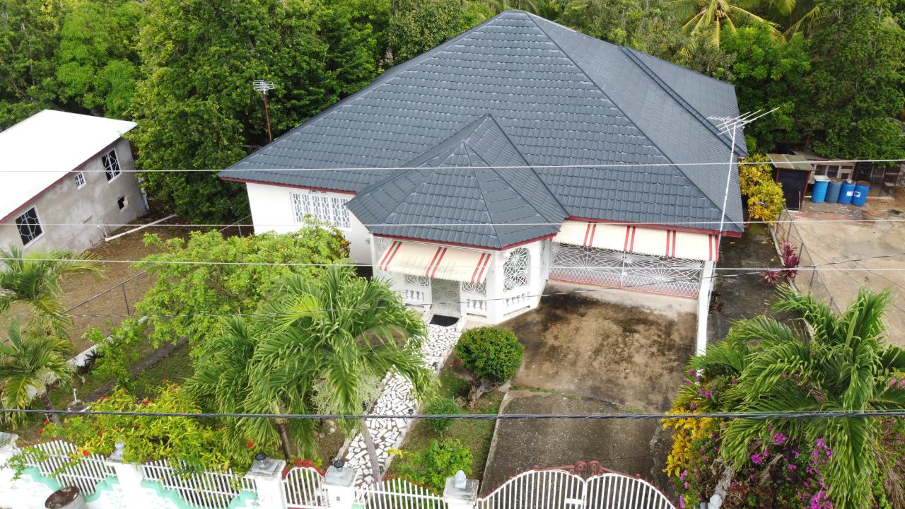 House for Sale   Denbigh