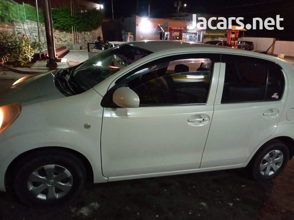 Toyota Passo 0,7L 2011