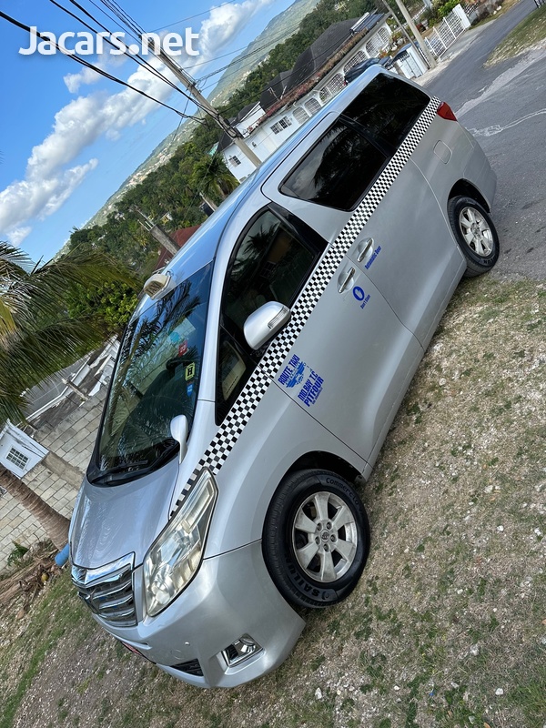 Toyota Alphard 2,4L 2012