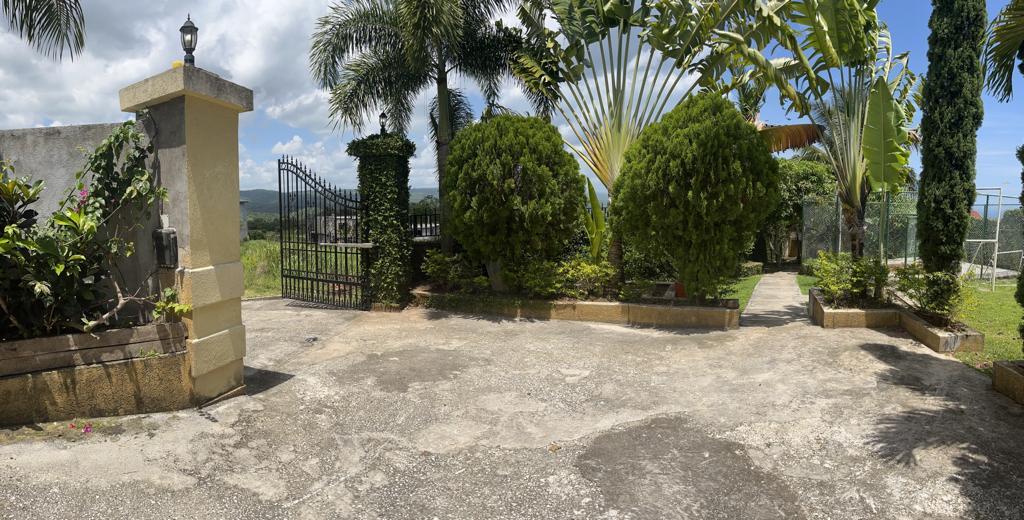 House for Sale Three Hills