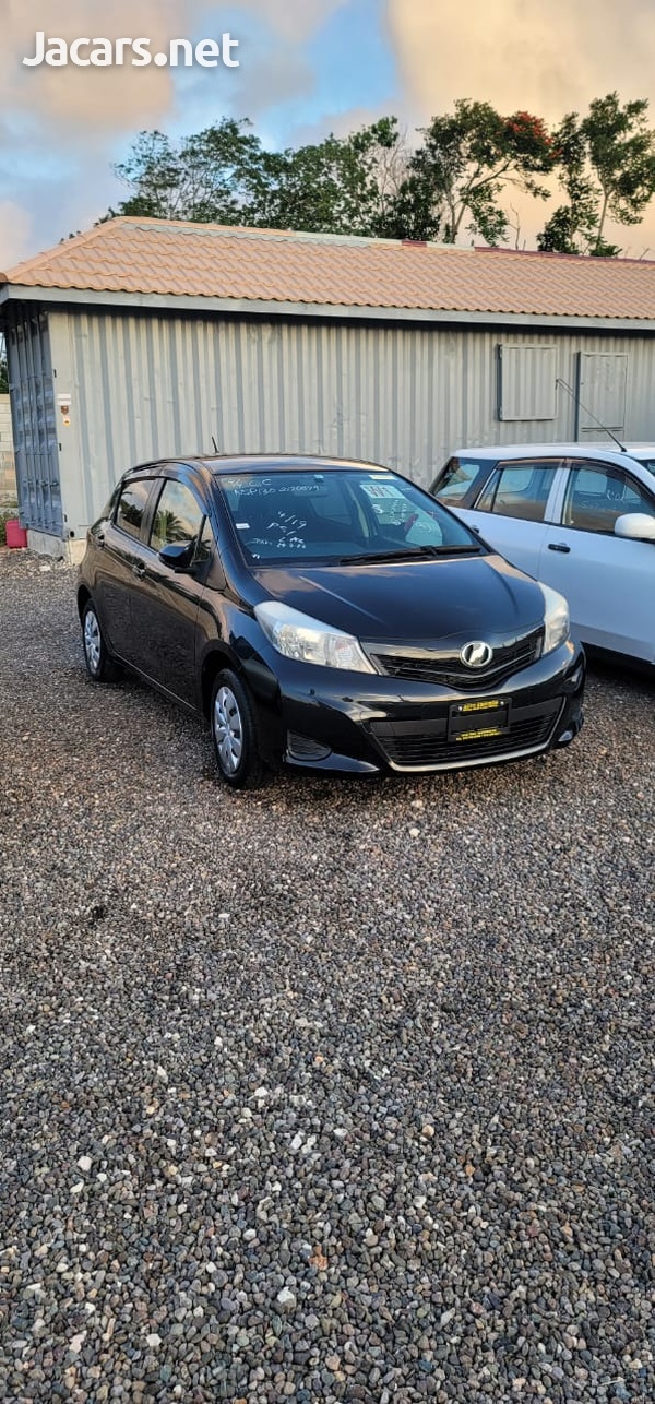 Toyota Vitz 1,3L 2013
