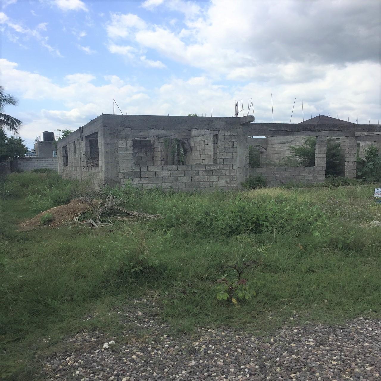 House for Sale   May Pen