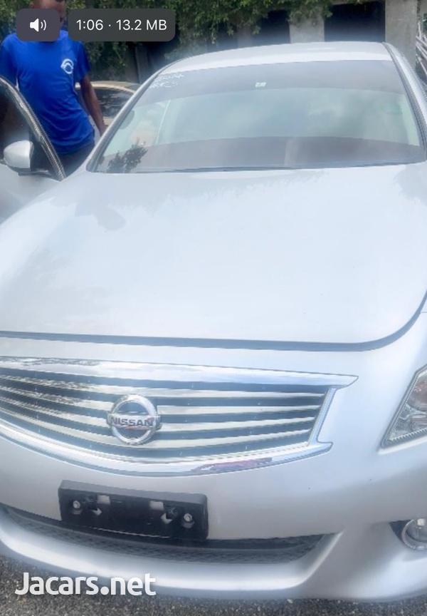 Nissan Skyline 2,0L 2014