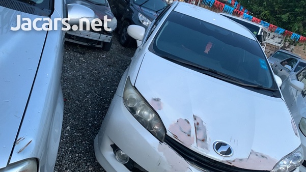 Toyota Wish 1,8L 2012