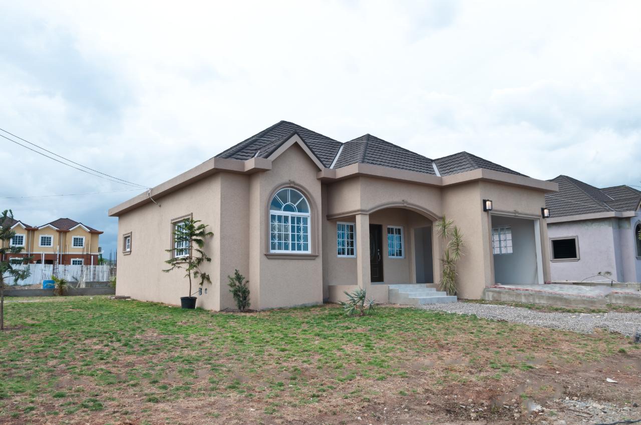 House for Sale   May Pen