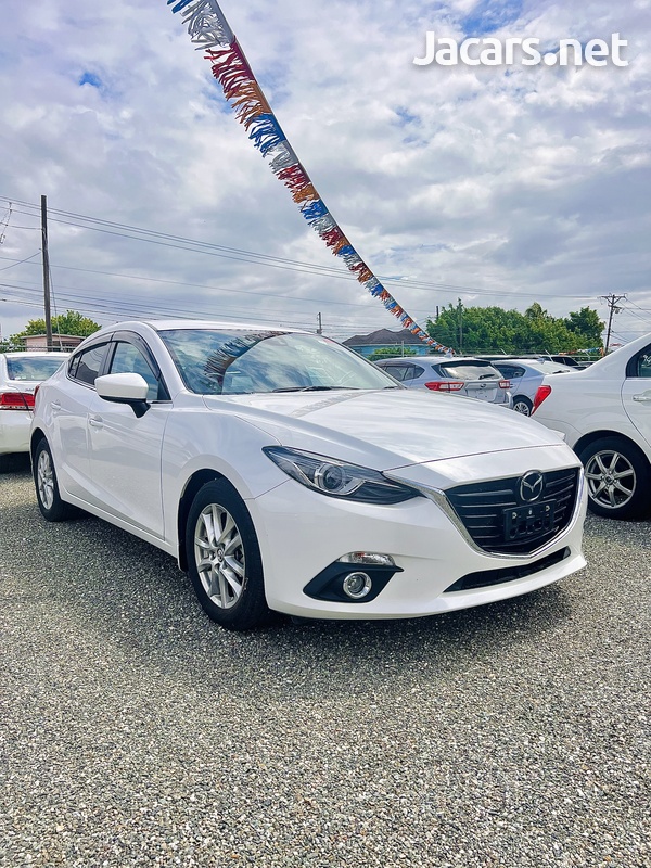 Mazda Axela 1,5L 2016