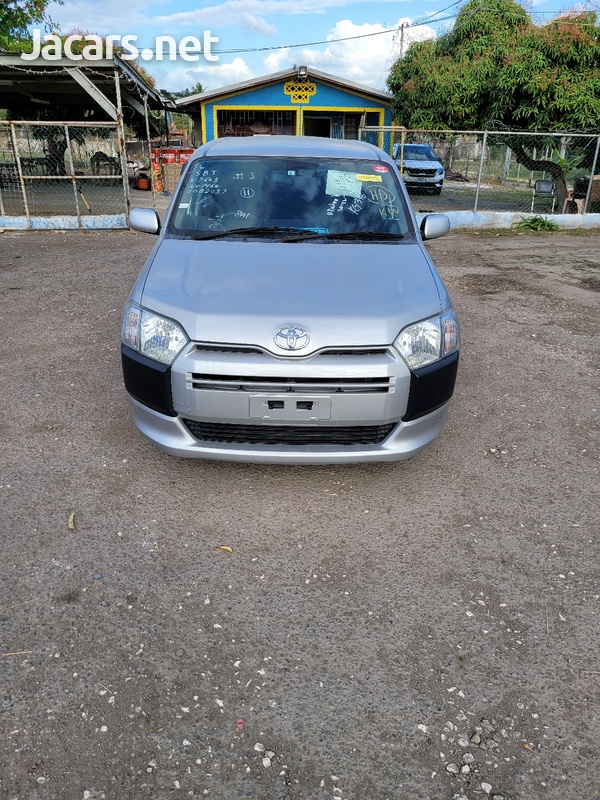 Toyota Probox 1,5L 2017
