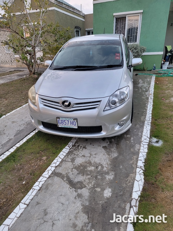 Toyota AURIS 1,2L 2012