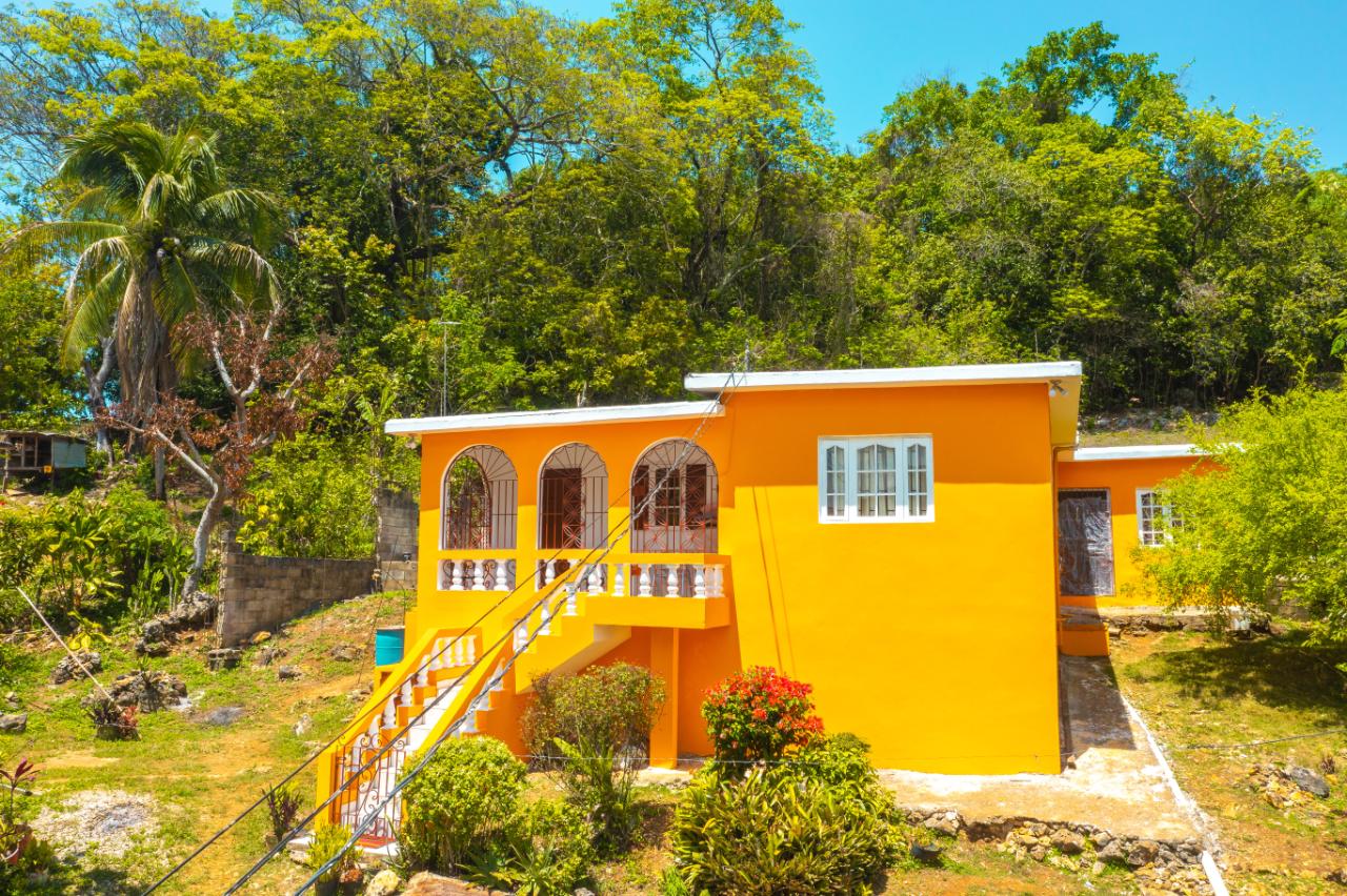 House for Sale   Browns Town