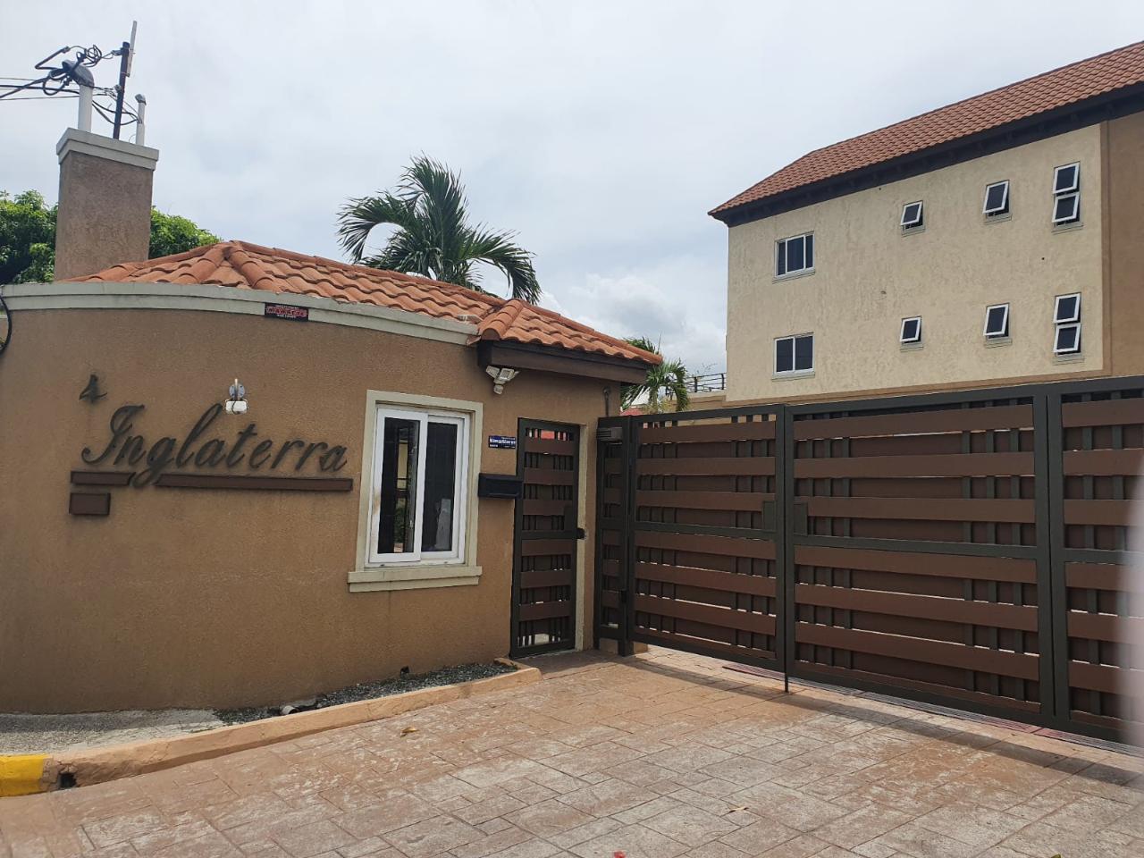 Apartment for Rent   Kingston 10