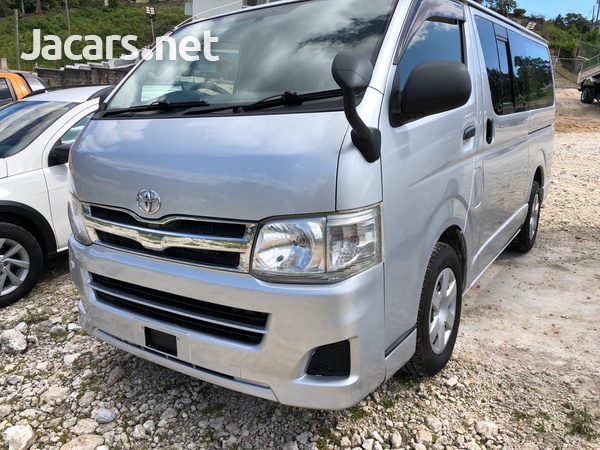 Toyota Hiace 3,0L 2013