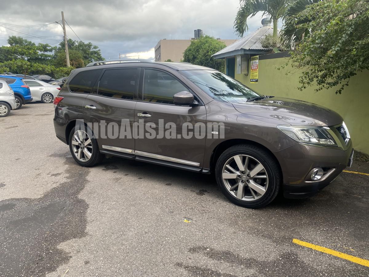 2015 Nissan Pathfinder