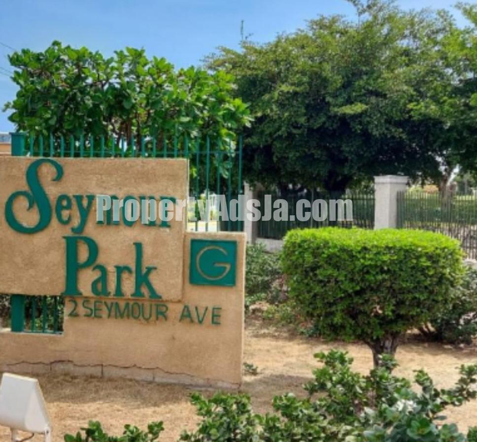 Commercial building For Rent in Seymour Park Office Complex, Kingston / St. Andrew, Jamaica