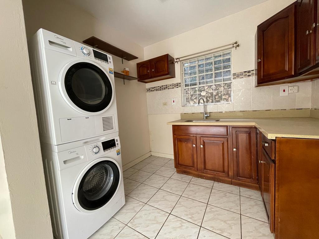 Apartment for Sale   Kingston 8