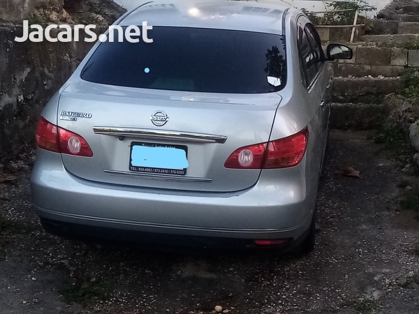 Nissan Bluebird 2,0L 2012