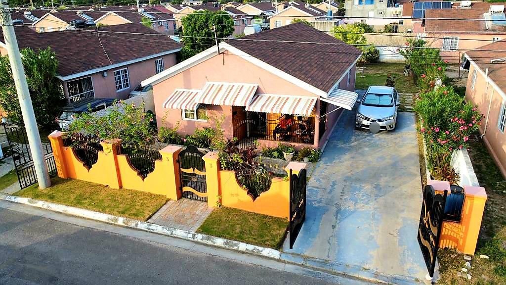 House for Sale   Bridgeport