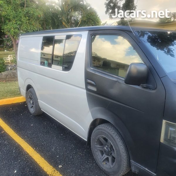 Toyota Hiace 2,0L 2010