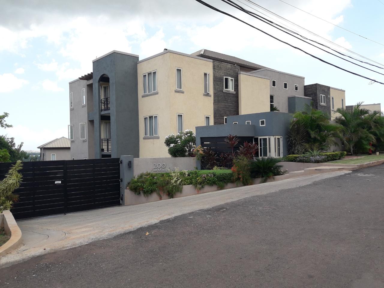 Apartment for Sale   Kingston 19