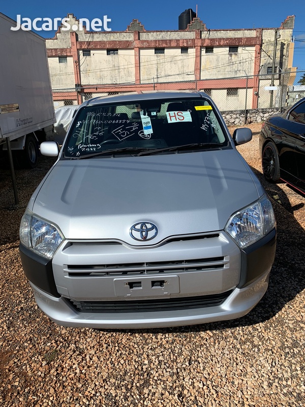 Toyota Probox 1,5L 2017