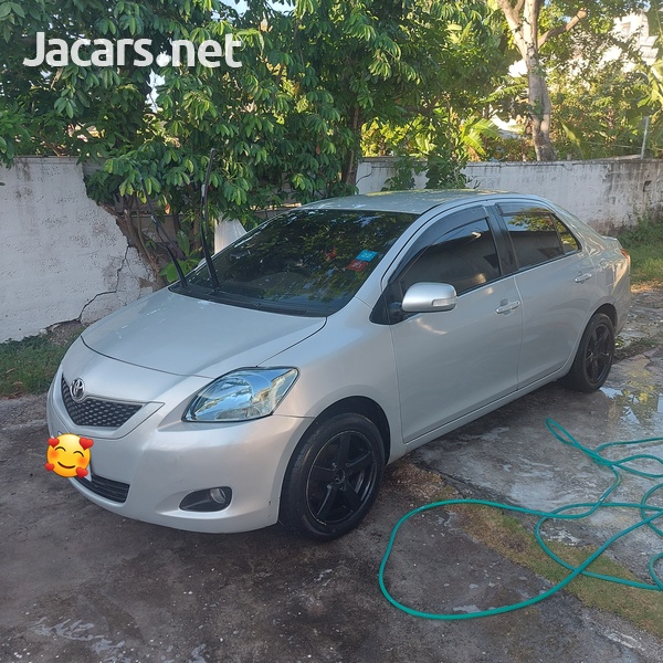 Toyota Belta 1,0L 2010