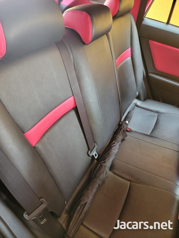 Toyota Rumion 0,4L 2011