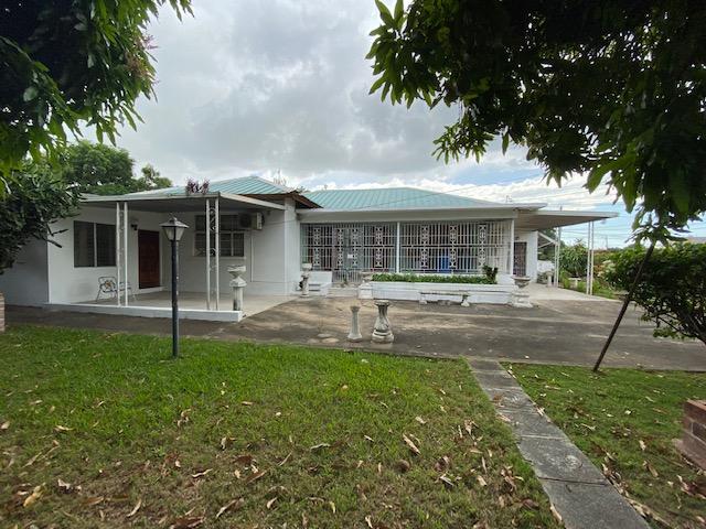House for Sale   Kingston 10