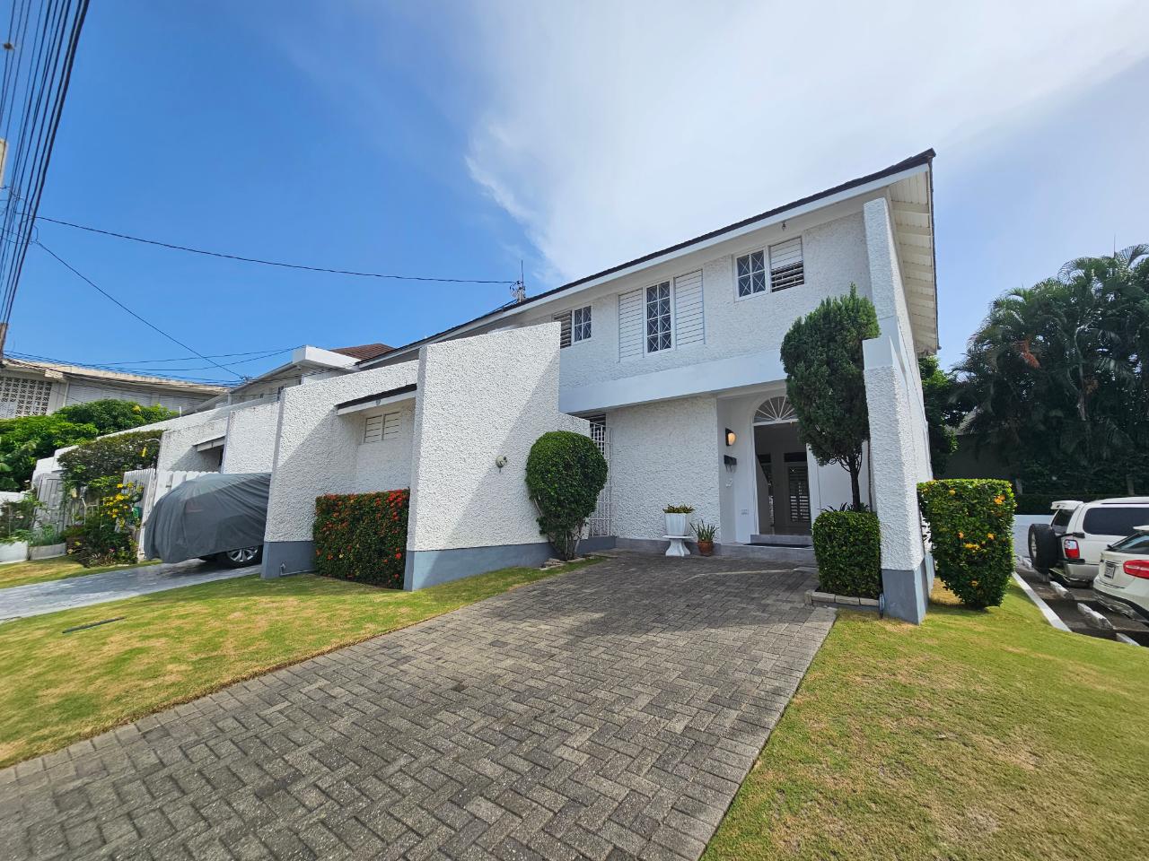 Townhouse for Rent   Kingston 8