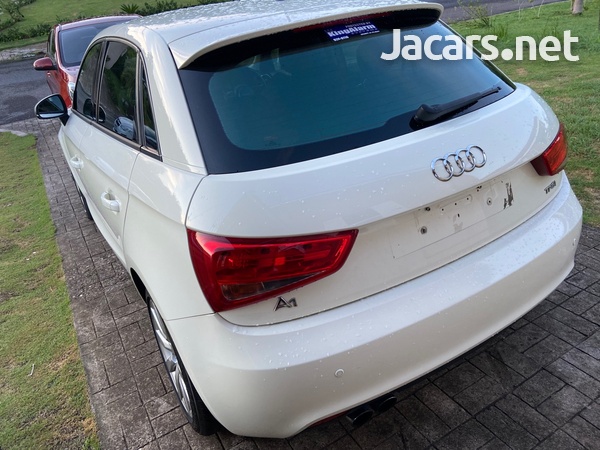 Audi A1 2,0L 2013