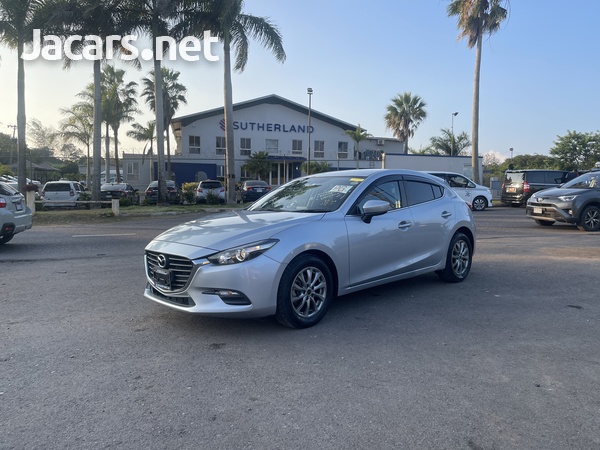 Mazda Axela 1,5L 2017