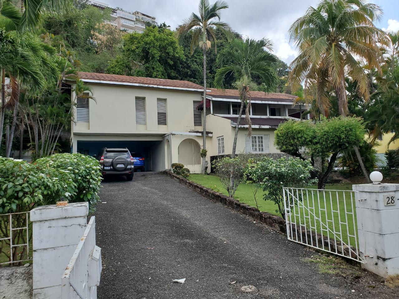 House for Sale   Kingston 6
