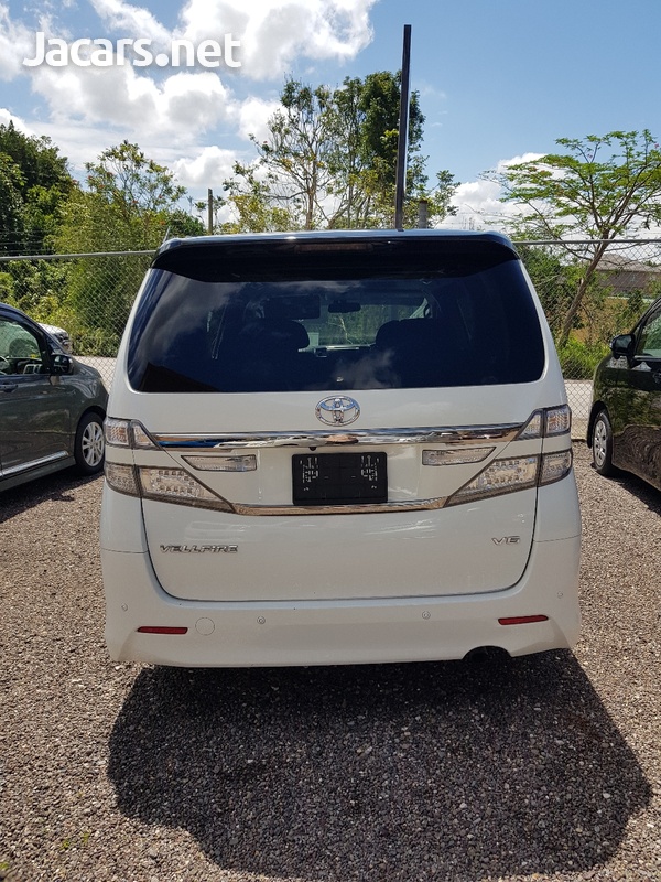 Toyota Vellfire 3,5L 2013