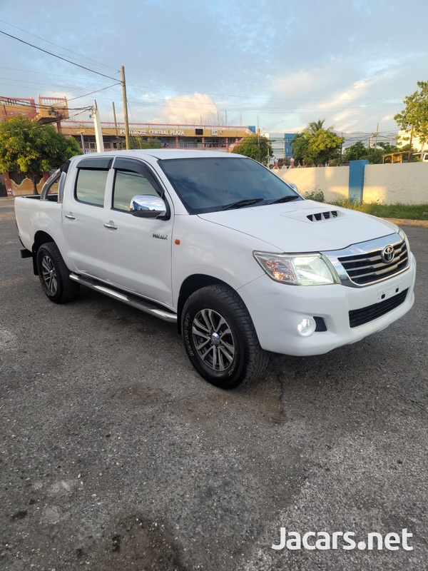 Toyota Hilux 3,5L 2014