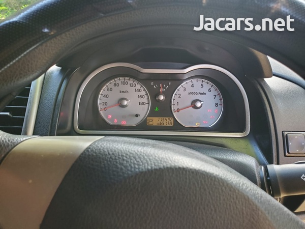 Nissan Wingroad 1,5L 2012