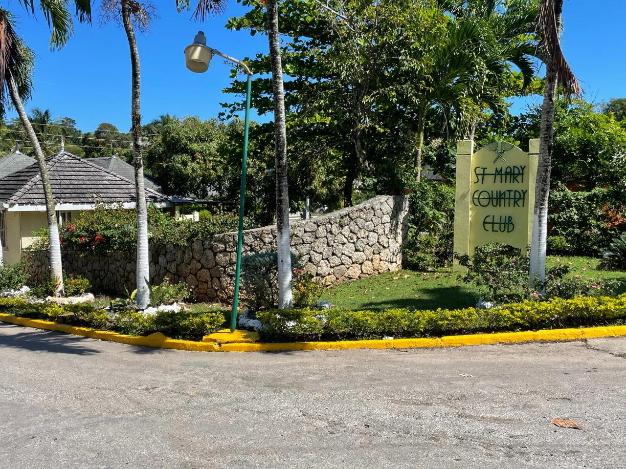 House for Sale   St. Mary Country Club