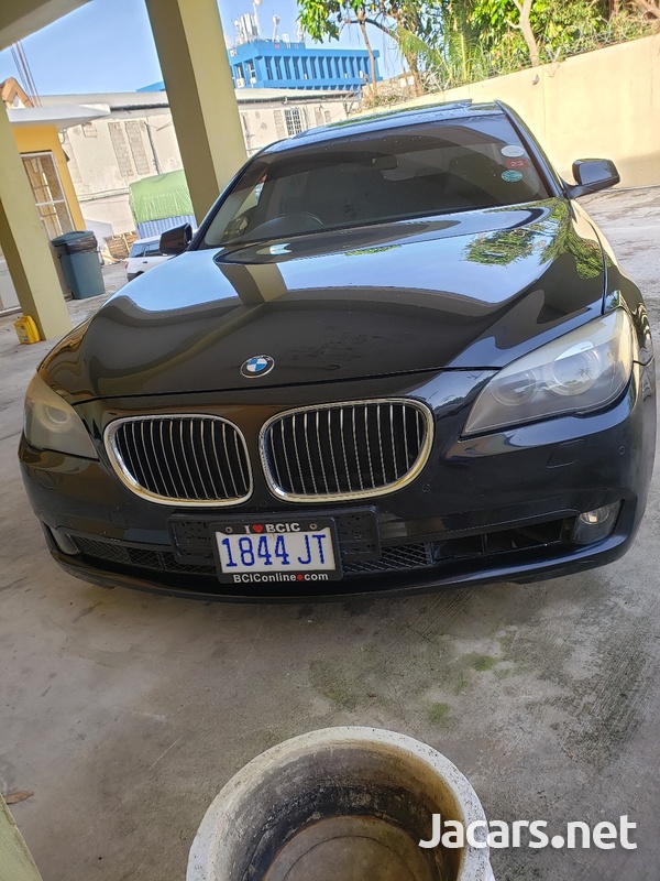 BMW 7-Series 2,5L 2012