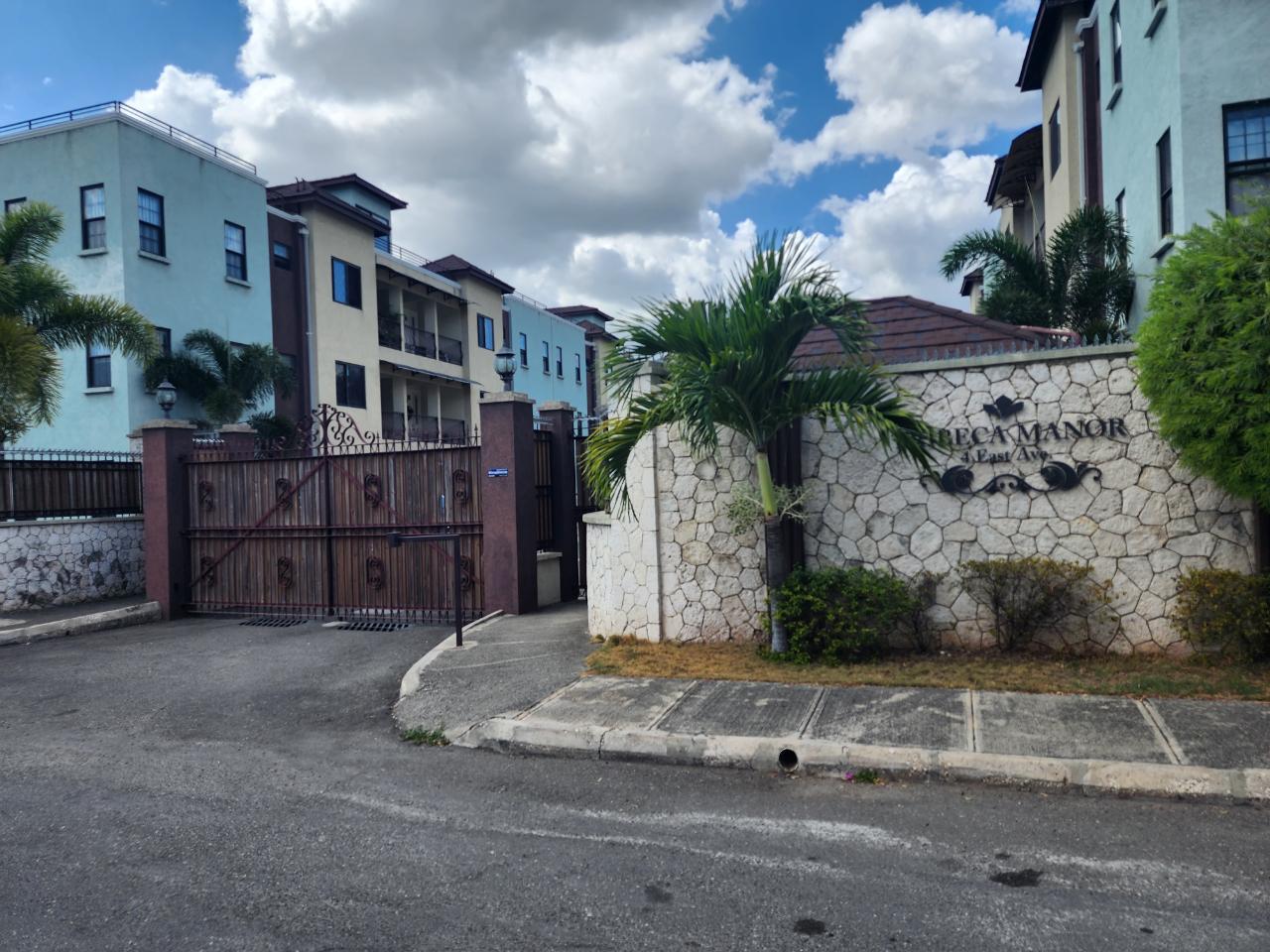 Apartment for Sale   Kingston 8