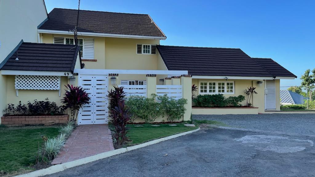 Townhouse for Rent   Kingston 6