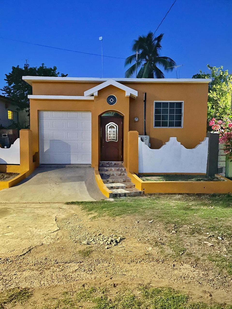 House for Sale   Old Harbour Villas