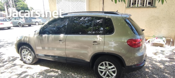 Volkswagen Tiguan 2,0L 2012