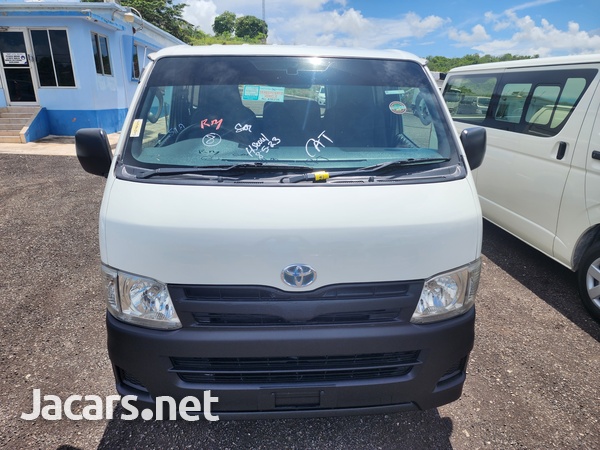 Toyota Hiace 3,0L 2013