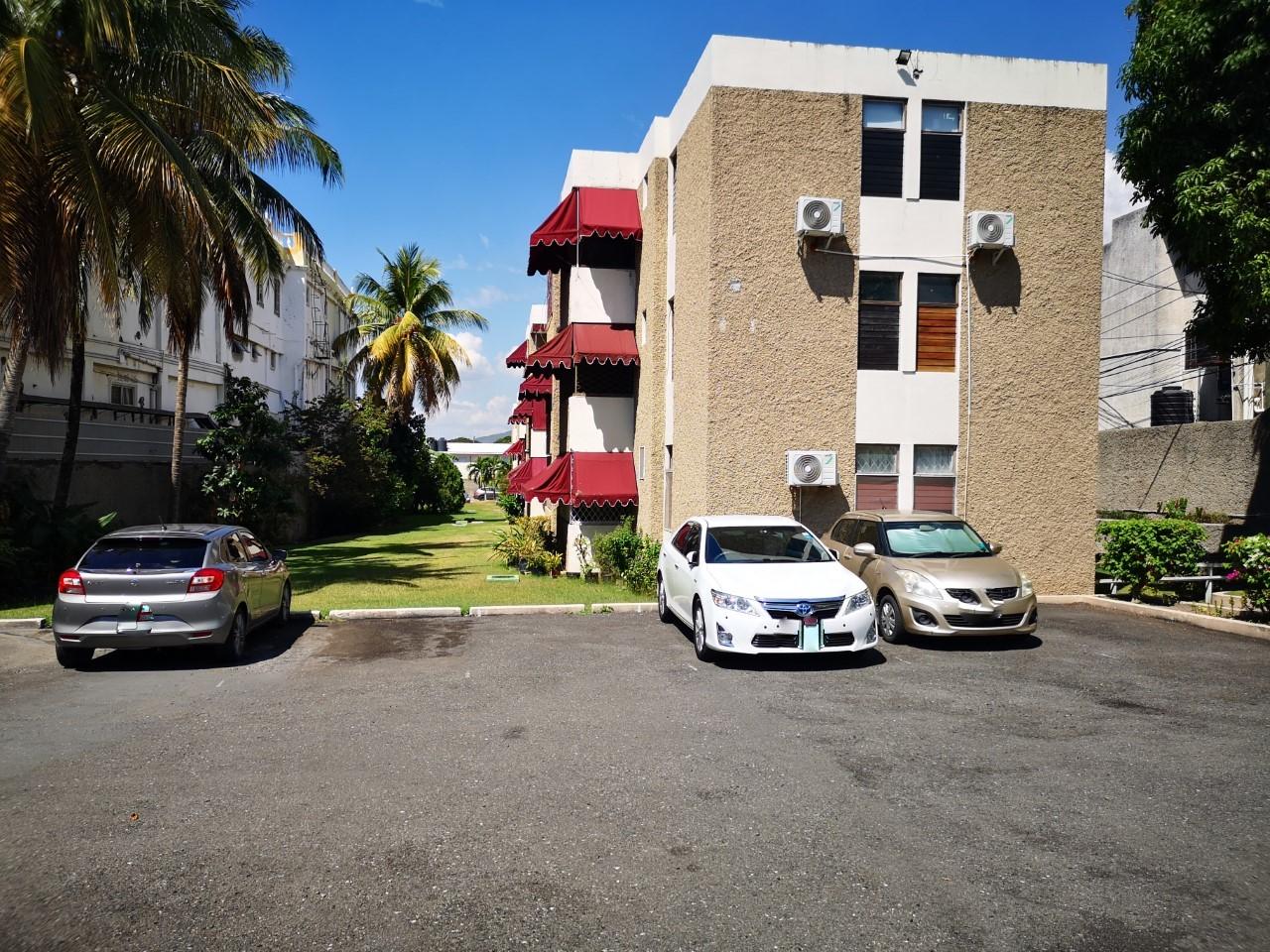Apartment for Sale   Kingston 8