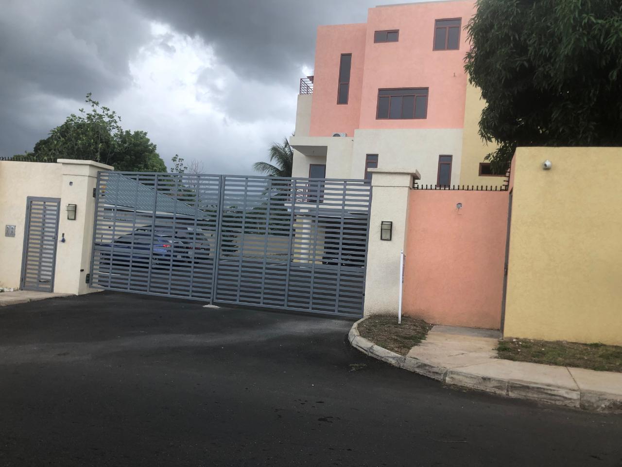 Apartment for Sale   CONSTANT SPRING