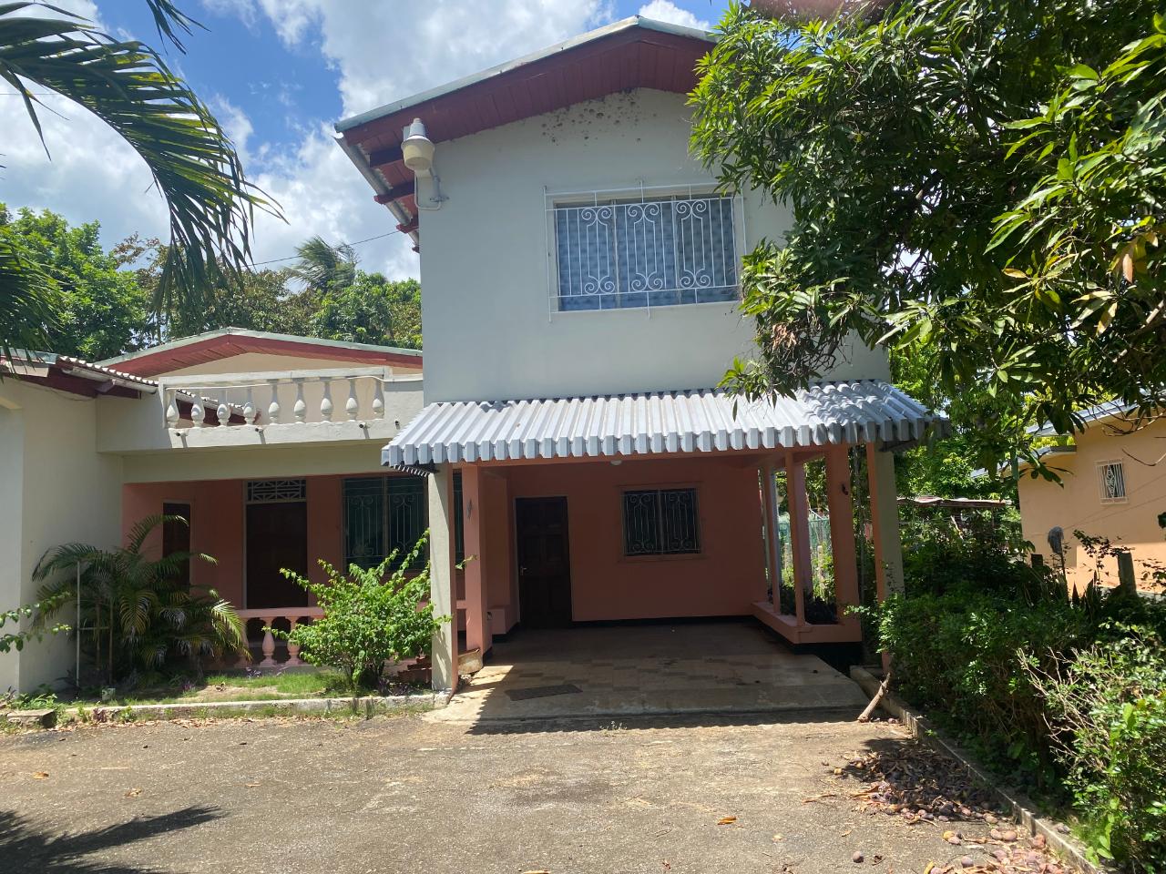 House for Sale   May Pen