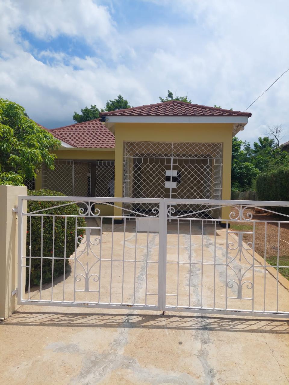 House for Sale   Spanish Town