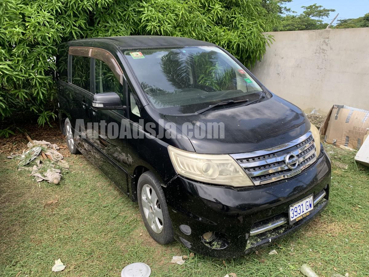 2008 Nissan Serena