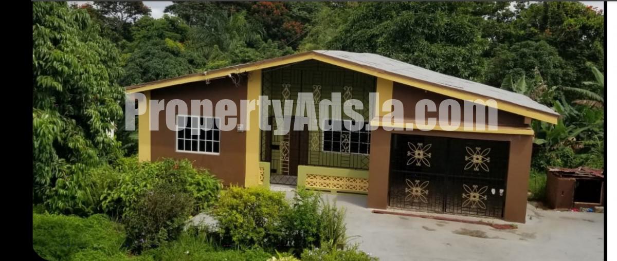 4 bed House For Sale in Georges Valley, Manchester, Jamaica