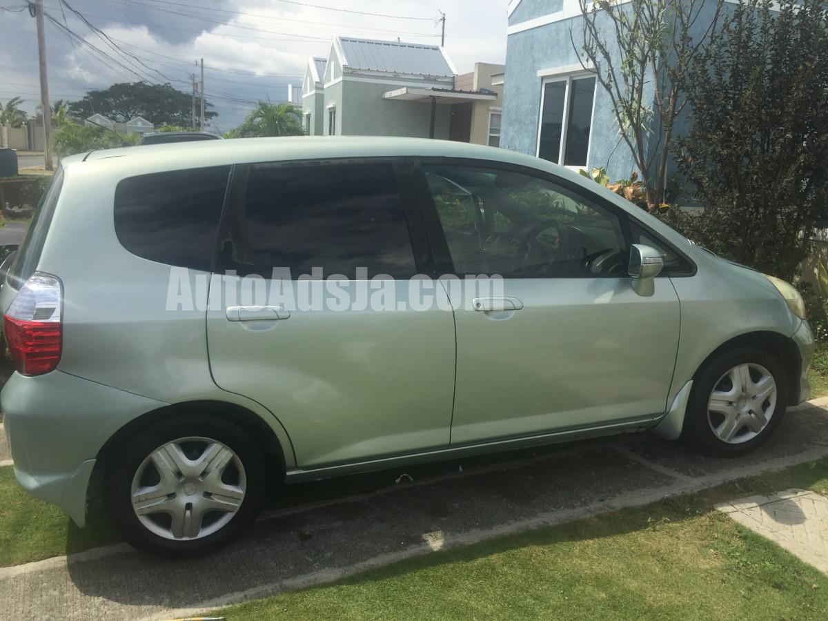 2006 Honda Fit