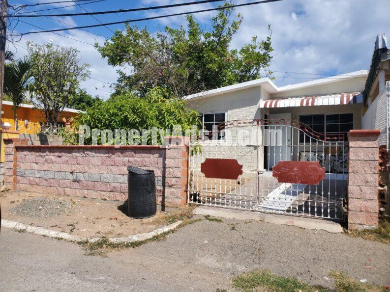 2 bed House For Sale in HELLSHIRE HEIGHTS, St. Catherine, Jamaica