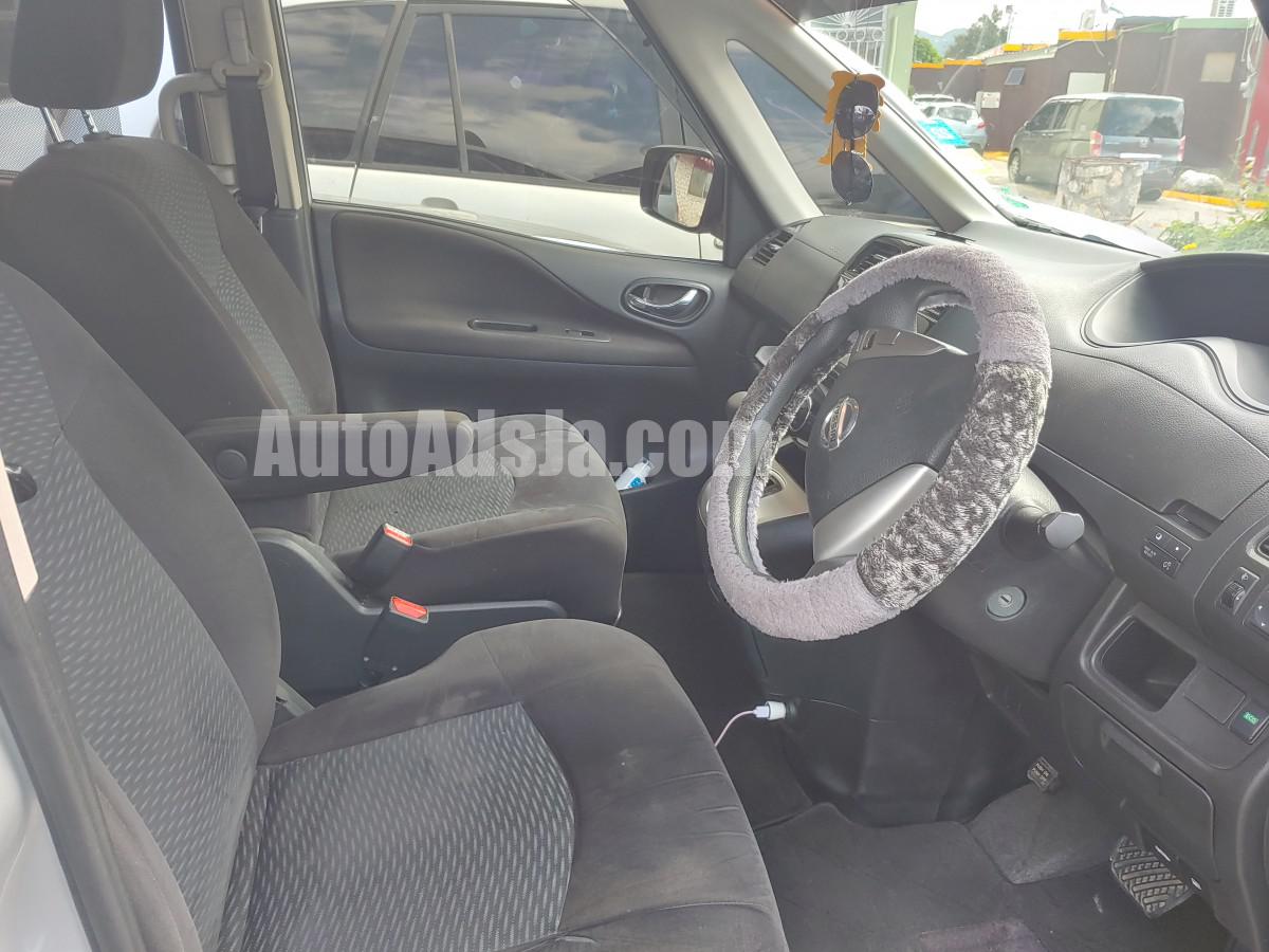 2014 Nissan Serena